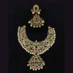 Gold Kundan Necklaces (B-1001)
